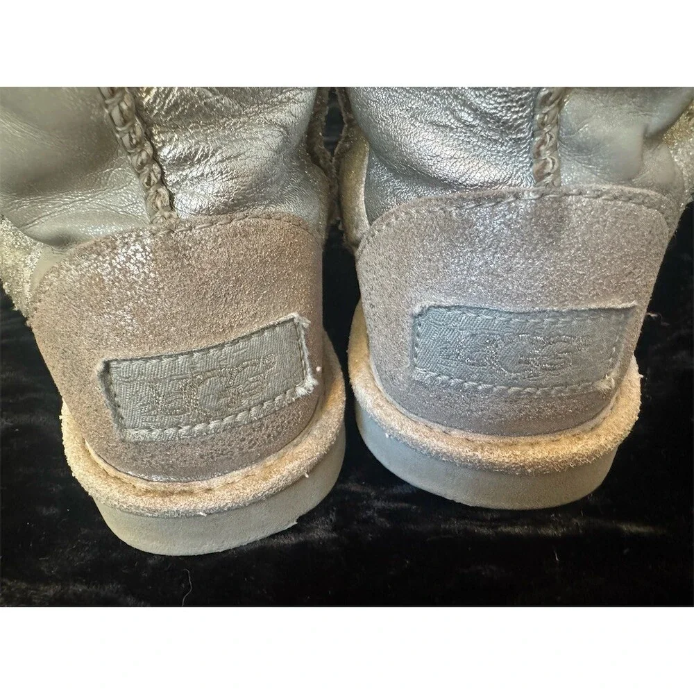 UGG classic short